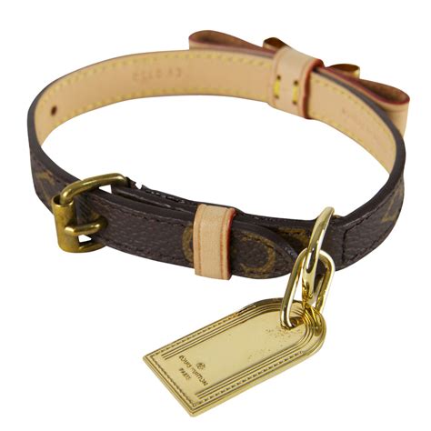 lv dog leash and collar|Louis Vuitton dog carrier 50.